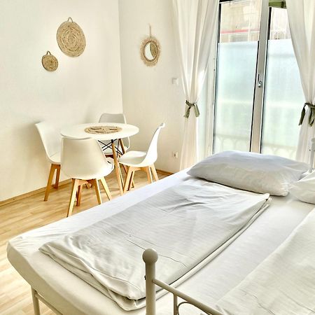 Contactless Self-Check-In - City Apartment Zum Wohlfuhlen Ans16 Graz Exterior foto